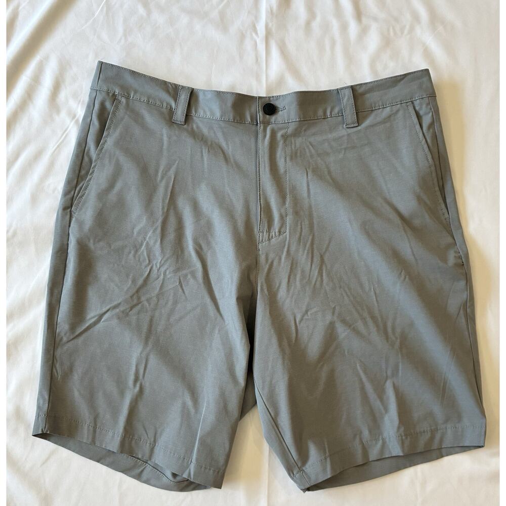 NWOT Men’s Banana Republic Gray Chino Shorts Size 40